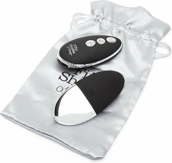Fifty Shades Relentless Vibrations Remote Control Pleasure Egg - Zwart/ Zilver 18 Fifty Shades Relentless Vibrations Remote Control Pleasure Egg - Zwart/ Zilver - Afbeelding 18