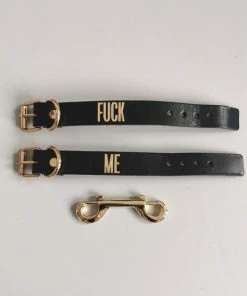 Provocater PROVOCATEUR - Leren Tekst Cuffs "FUCK ME" - Leren Handboeien Met Tekst - Leren Armbanden Set Met Test - Sexy Cadeau Idee - Kinky Cadeau - Leren Boeien Met Text - Echt Leer Zwart Met Goud 11 Provocater PROVOCATEUR - Leren Tekst Cuffs "FUCK ME" - Leren Handboeien Met Tekst - Leren Armbanden Set Met Test - Sexy Cadeau Idee - Kinky Cadeau - Leren Boeien Met Text - Echt Leer Zwart Met Goud -Cottelli Collection Shop 550x550 38