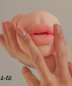 Lola Toys Satisfaction Lola Toys - Satisfaction - Morning Angel - Dubbele Masturbator Met Beweegbare Tong - Oraal En Vaginaal - Mond En Pussy - Pocket - Dubbel Genot - Beige - 19cm -Cottelli Collection Shop 550x556 4