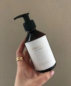 Massagegel En Glijmiddel 2 In 1 Siliconen - 250 Ml Sensual By Givingly -Cottelli Collection Shop 550x733 8